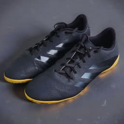 Adidas Predator Essentials