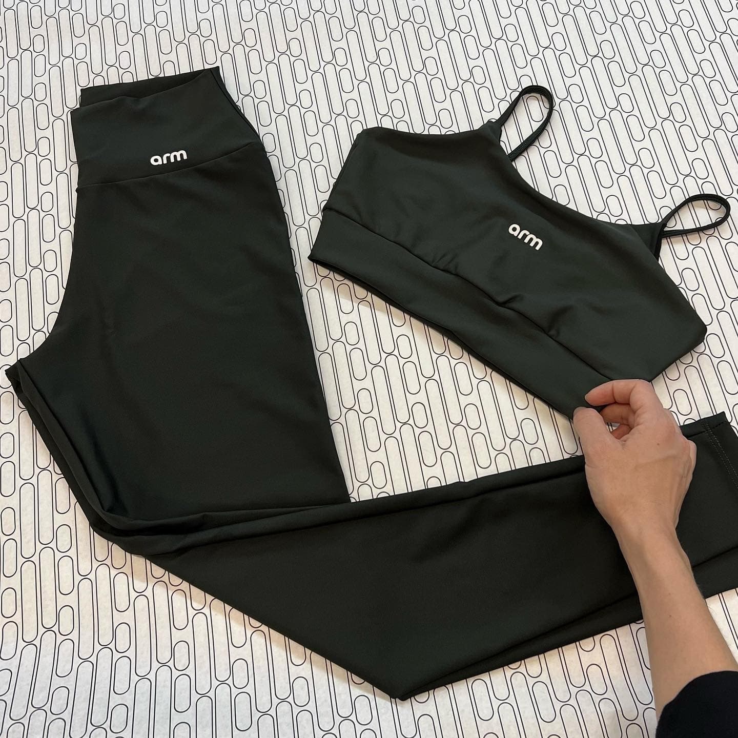 Arm Conjunto Top E Legging