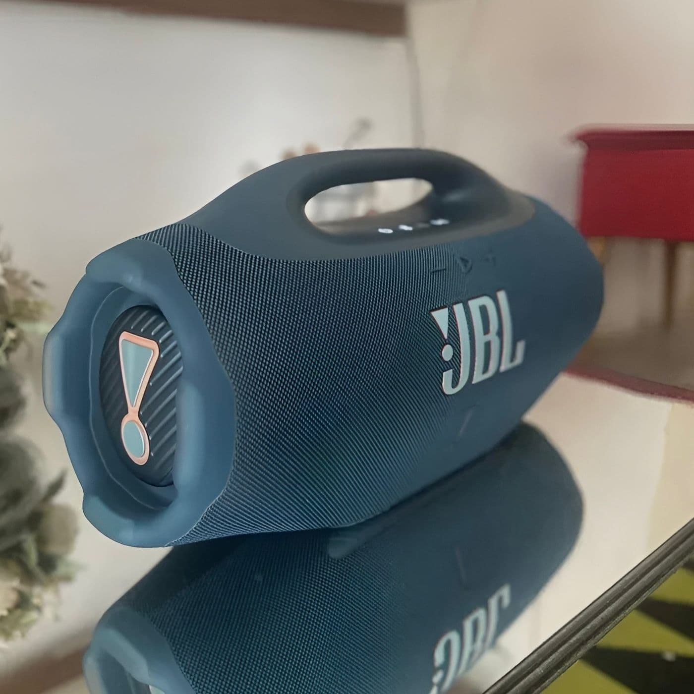 JBL Boombox 4