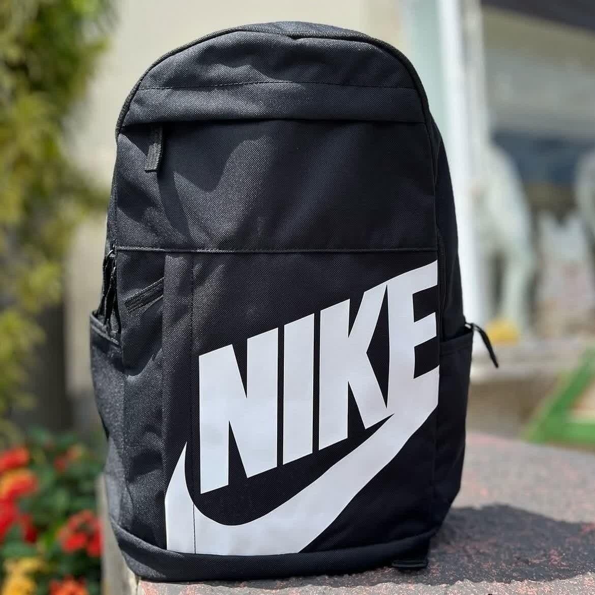 Nike Mochila Elemental