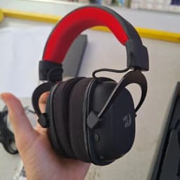 Redragon Zeus Pro 7.1