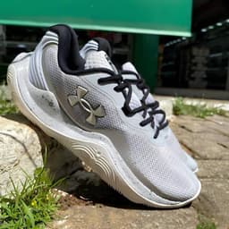 Under Armour Tenis Buzzer 2