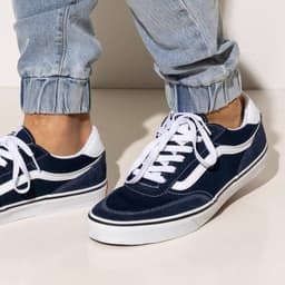 Vans Tênis Brooklyn LS