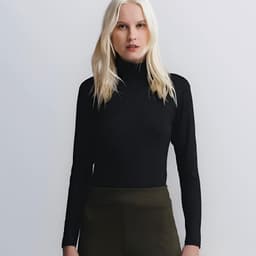 Insider Tech Blusa High Neck