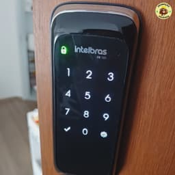 Intelbras Fechadura Digital Touch Screen FR 101