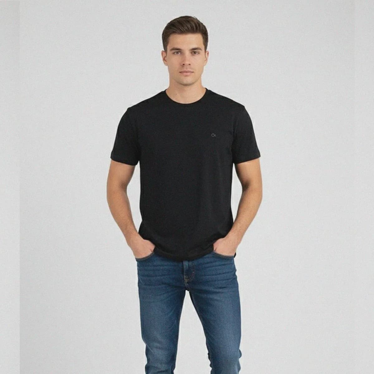 Ogochi Camiseta Básica Masculina