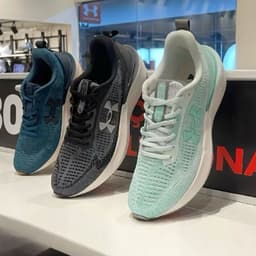 Under Armour Tênis Charged Skyline 4